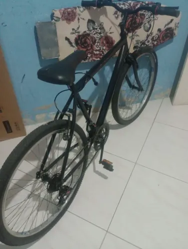 Bicicleta preta aro 26 Nova sem adesivo