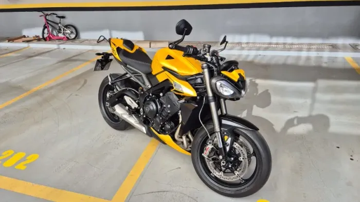Vendo Street Triple 765 RS 25/26