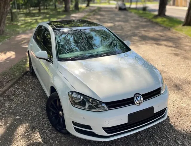 Volkswagen Golf Comfortline 1.4 TSI 140cv Aut. 2015