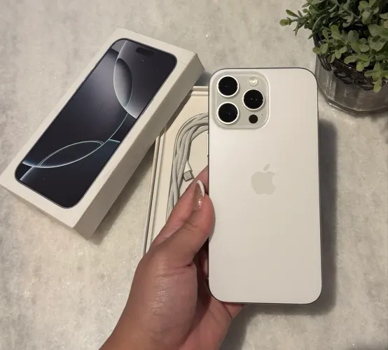 iPhone 16 Pro Max 256gb PEGO SEU USADO