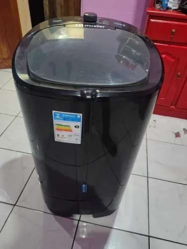 Máquina de lavar roupa Mueller nova