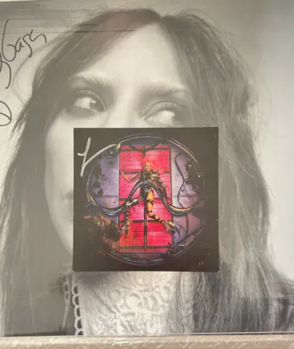 Lady Gaga CHROMATICA Card Autografado
