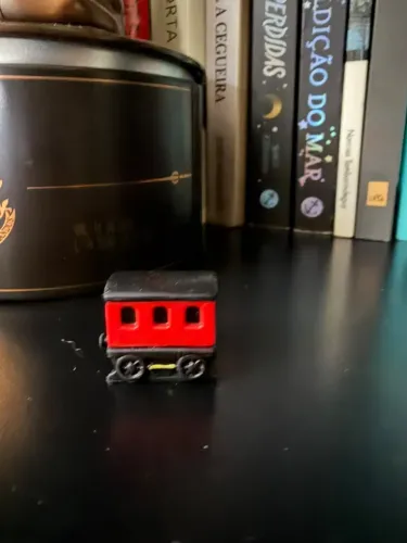 Miniaturas Cacau Show Hogwarts na Plataforma 9¾ Peça nº 05