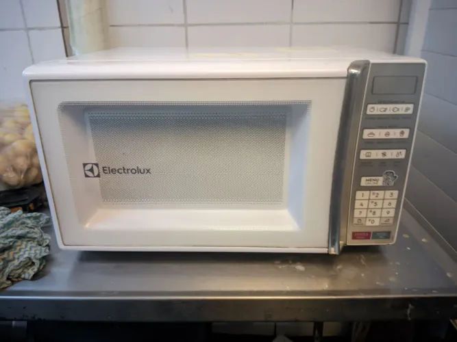 Microondas Eletrolux 34L