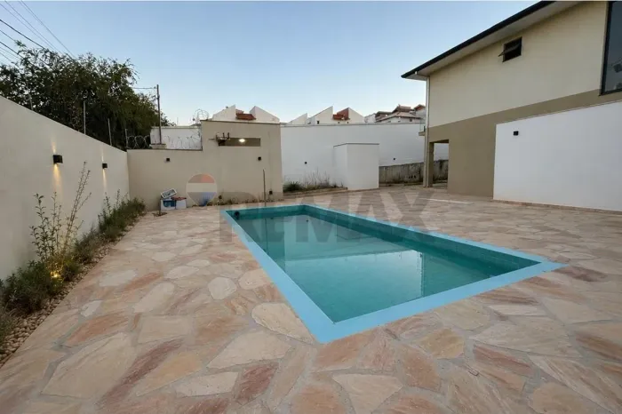 CASA EM CONDOMÍNIO FECHADO | 4 QUARTOS COM SUÍTE | LOCALIZAÇÃO EXCEPCIONAL NA PAMPULHA!
