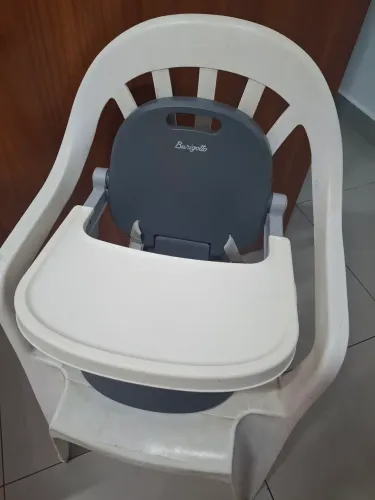 Cadeira portátil de alimentação Burigotto