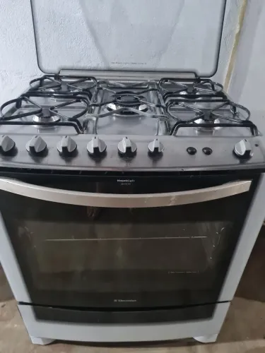 Fogão Electrolux. Faço entrega 