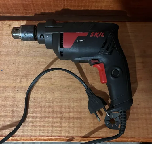 furadeira skil 570w 10mm 220v