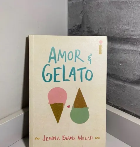 Livro ?Amor e gelato?