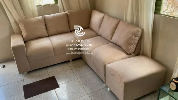 Sofá de Canto com Puff Suede D33 Confortável Direto da Fábrica | Garantia Inclusa