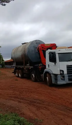 Serviço caminhão munck