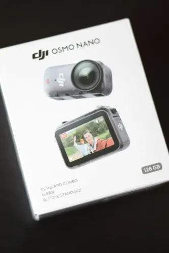 DJI Osmo Nano 128GB + Case | Câmera de Ação 4K | Vlog