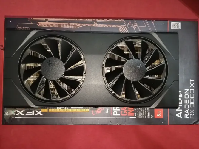 XFX RX 9060 XT OC 8GB