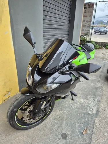 Kawazaki 600cc 2011