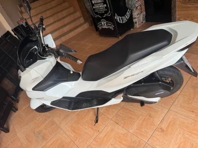 PCX 2023 único dono