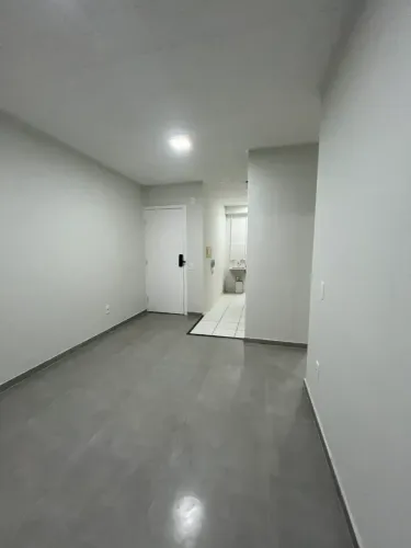Apartamento para venda possui 40 metros quadrados com 1 quarto