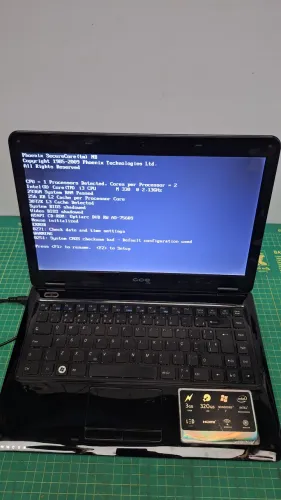 Notebook core i3 + 3 GB RAM  *leia*