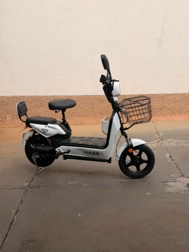 Moto Elétrica Hass B1 700W