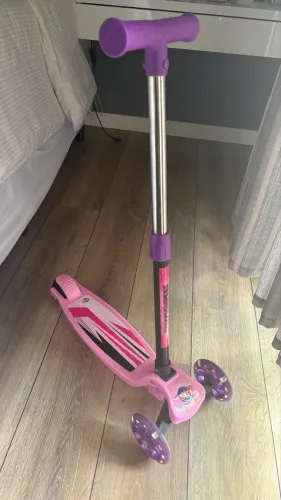 Patinete infantil menina