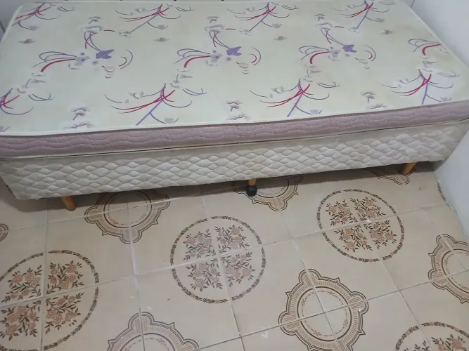 Cama box solteiro com colchão
