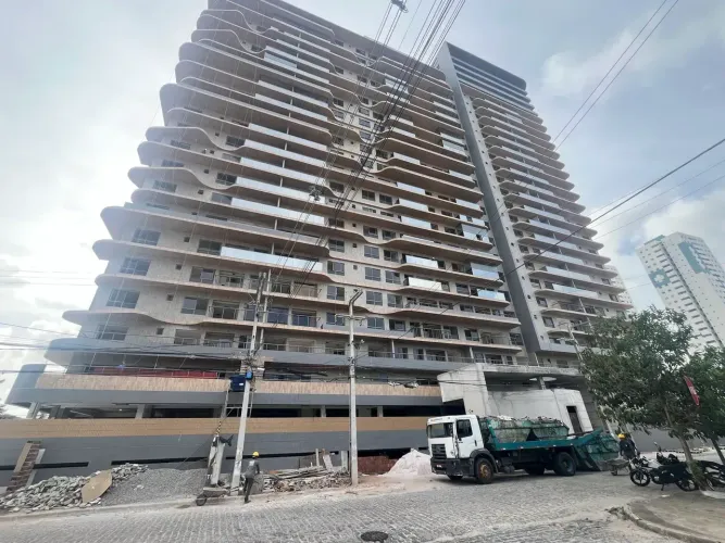 Apartamento de 98 m2 no último andar do Pent Haus