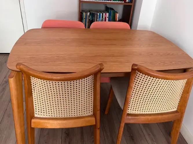 mesa de jantar 6 lugares 1,35cm x 90cm