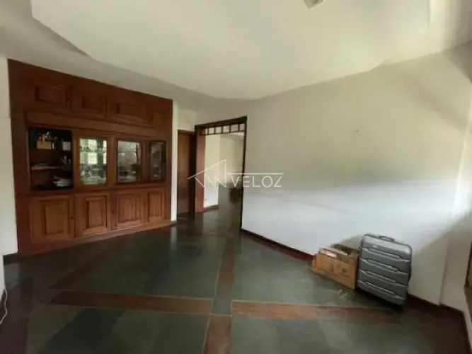 Apartamento - Padrão / Residencial / Leblon
