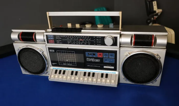Rádio Gravador Cce Csc-3000 Compozer Piano Anos 80 Raro 100% Funcional