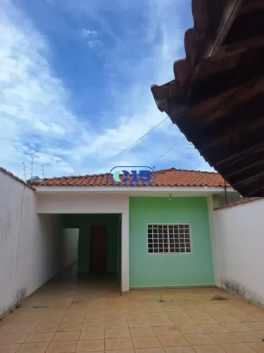 Casa para aluguel | 3 suítes, 2 vagas, 100 m², Parque Universitário Franca