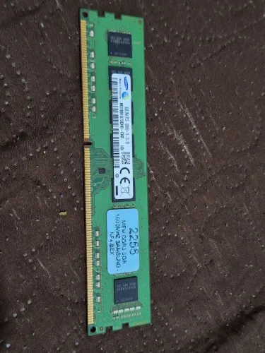 Memória ram ddr3 8gb 1600mhz Samsung.