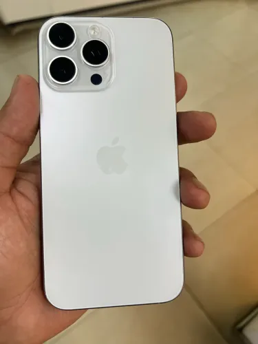 16 PRO MAX 256 GB Face ID off R$3.650 pra vender logo
