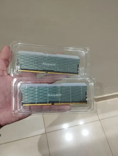 Memória RAM Asgard Loki DDR4 3200mhz 16gb (2x8)