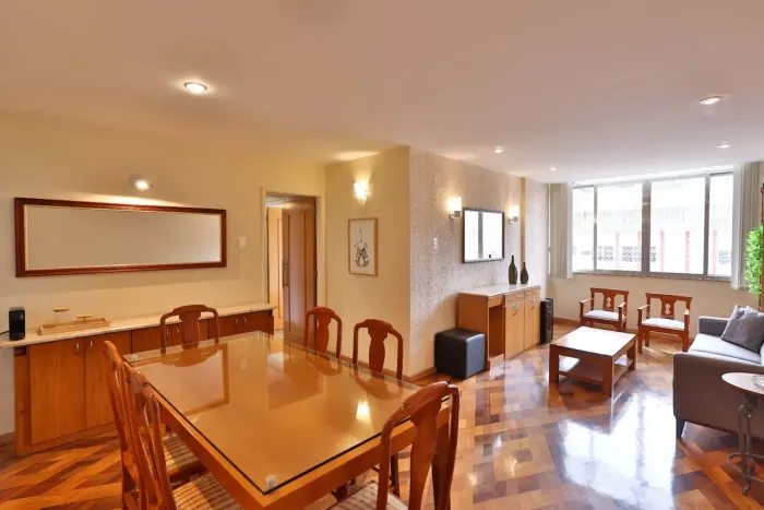 Apartamento para aluguel possui 95 metros quadrados com 3 quartos