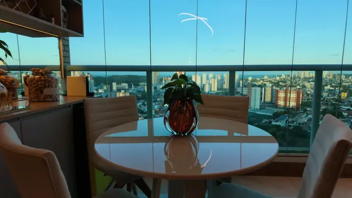 Apartamento Mobiliado à Venda em Capim Macio | 2 Quartos, Suíte, 67 m²