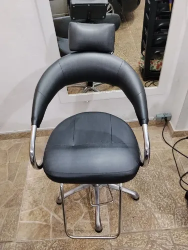 Cadeira para cabeleireiro- barbeiro