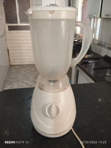 Liquidificador Britânia funcionando perfeitamente