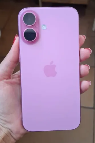 iPhone 16 rosa