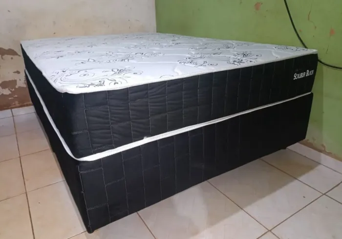Cama box molas ensacadas Black preta 
