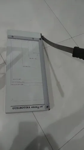 Guilhotina 46 cm praticamente nova