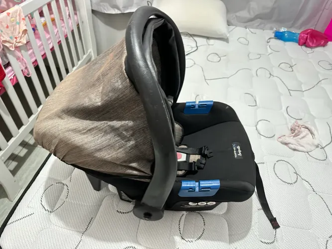 Bebê conforto burigotto touring