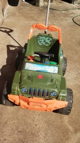 Vendendo carrinho de passeio