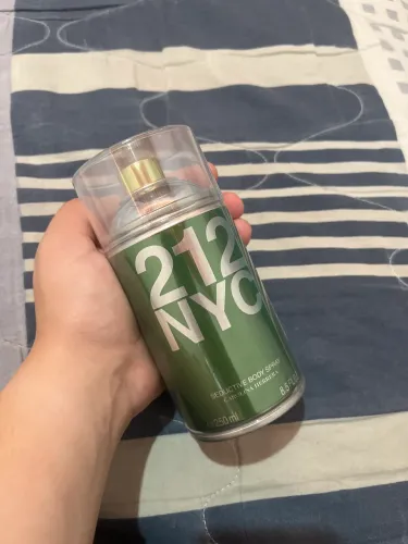 212 nyc Carolina herreira