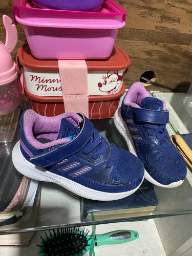 Tênis adidas infantil 