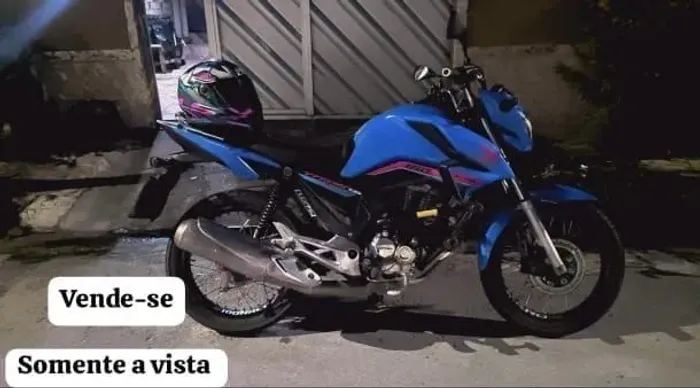 Vendo moto Titan 160