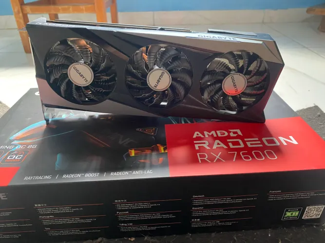 PLACA DE VÍDEO GIGABYTE RADEON RX 7600 GAMING OC - 8GB GDDR6