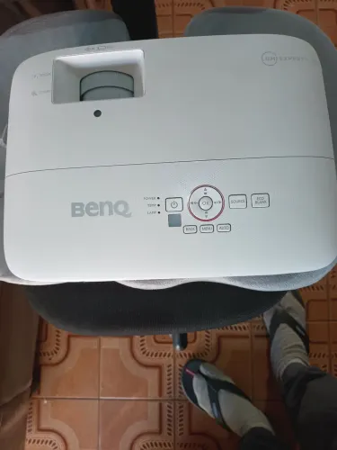 Projetor Benq th761st curta distância