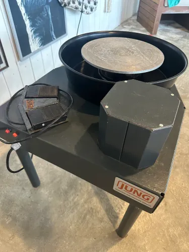 Torno Elétrico para Cerâmica JUNG TFX 0150 (2021) - Pouco uso 