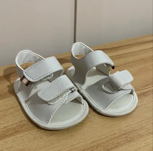 Sandália para bebê menino 