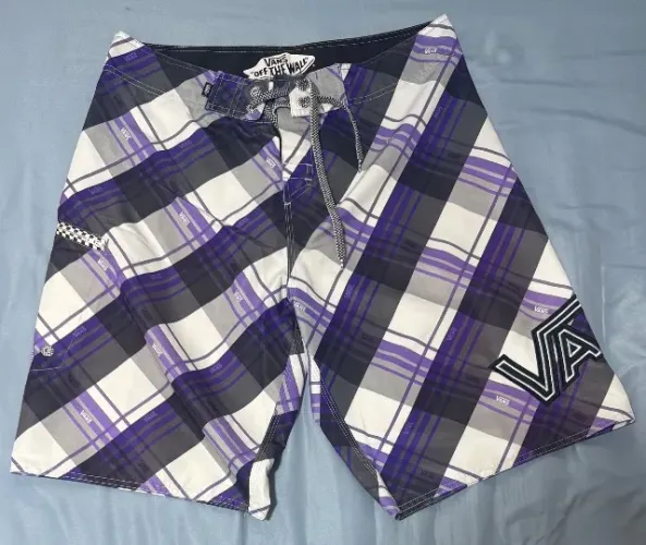 Bermuda Vans 