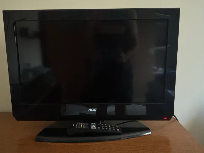 Televisão AOC 32?